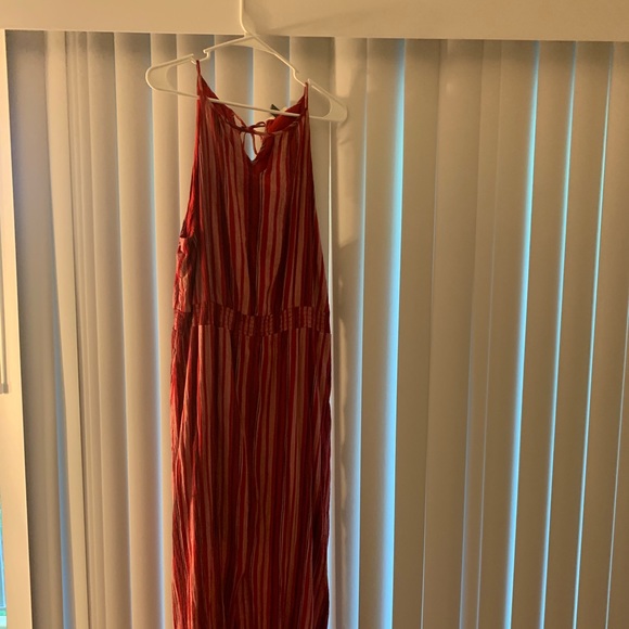 Universal Thread Dresses & Skirts - Universal thread maxi dress